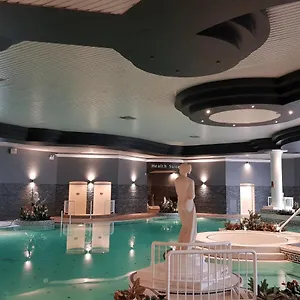 Rochestown Park & Leisure Centre Корк